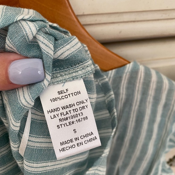 Savanna Jane Floral Embroidered Top - Picture 5 of 5